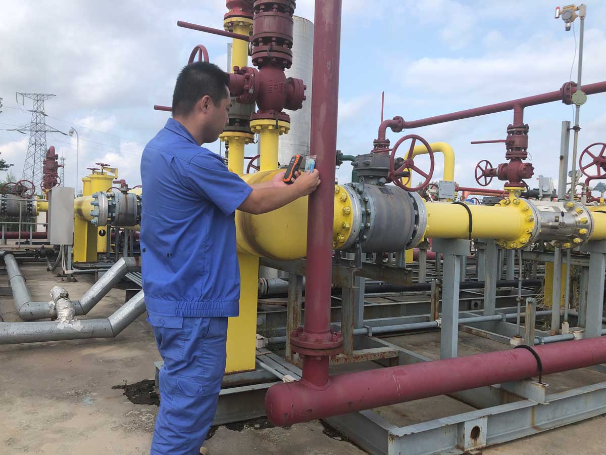 1668829872288676.jpg 1200-lyhr.jpg